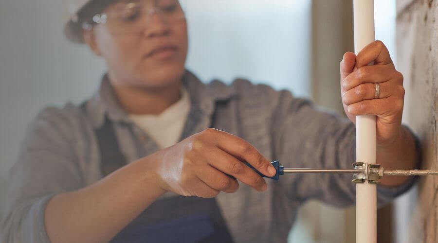 Professional industrial roofing company in Streamwood, IL